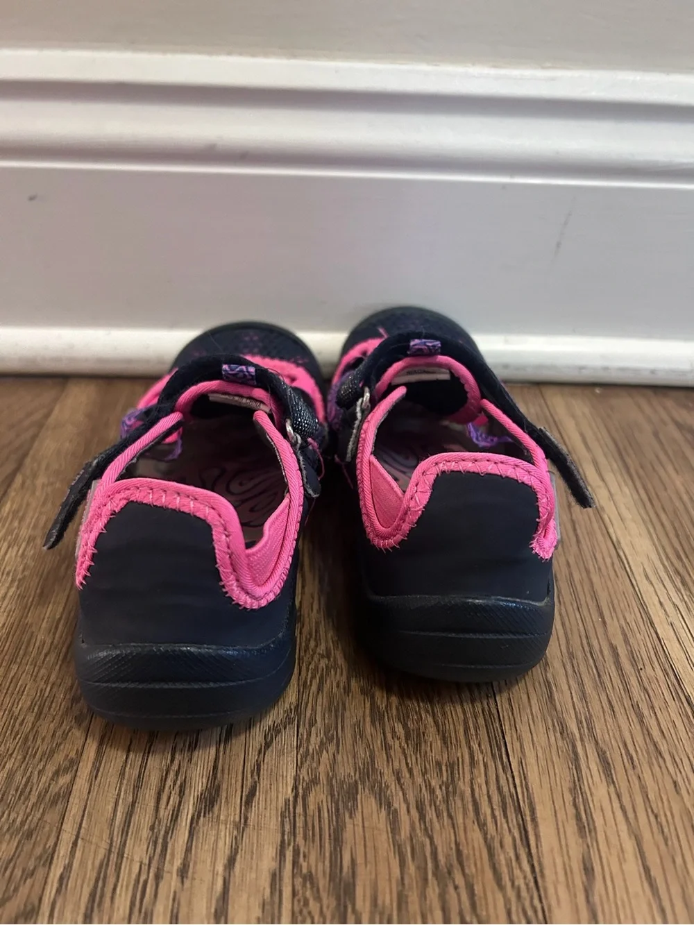 M.A.P. Niagara's Girls Sz 12 Navy & Pink Outdoor Fisherman's Sandals Water Shoes